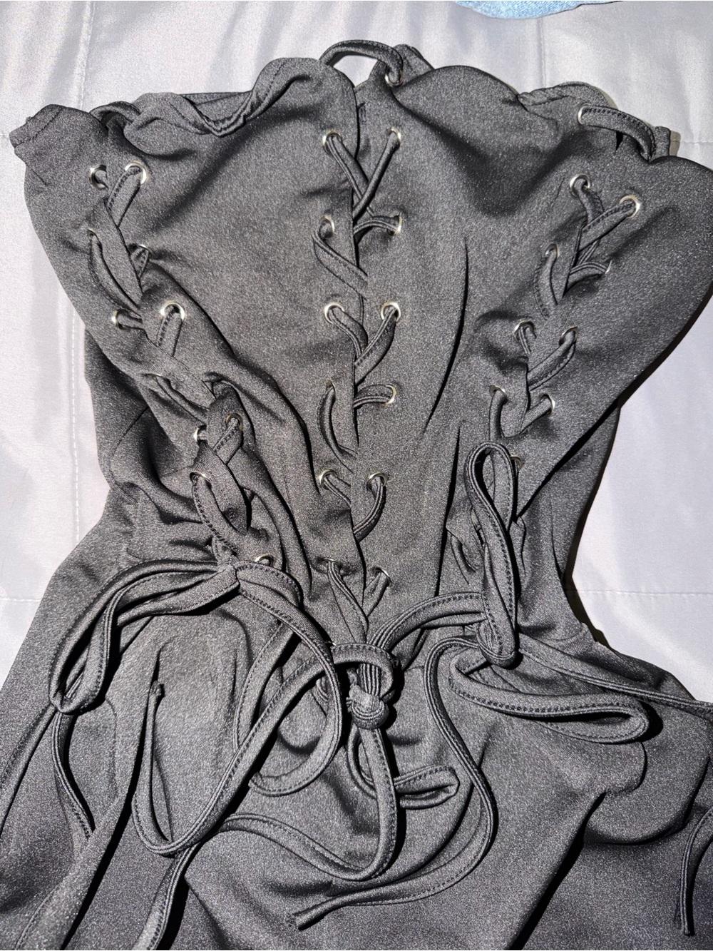 Black Lace-Up Strapless Romper - Picture 6 of 7